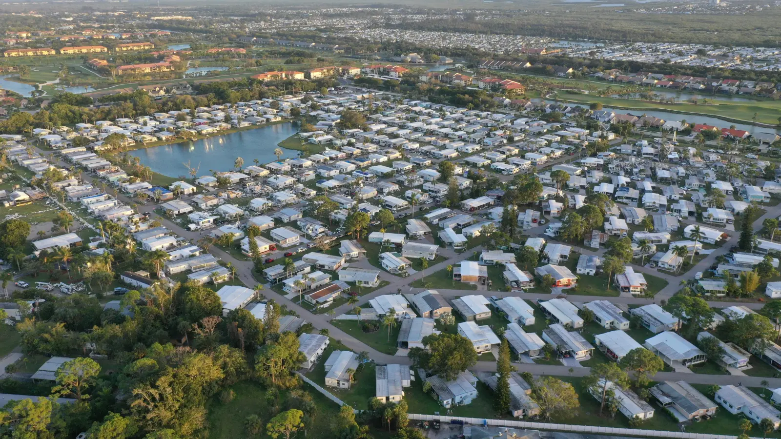 Riverfront skyline of Fort Myers at dusk